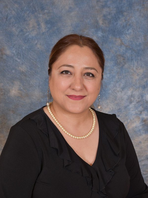 Somayeh, Montessori guide at Creative Minds Montessori